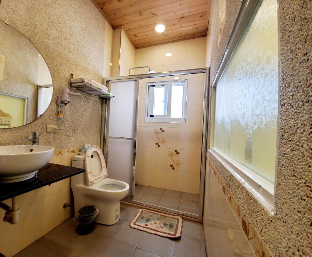 Stone Home Bed And Breakfast T'ai-tung Esterno foto